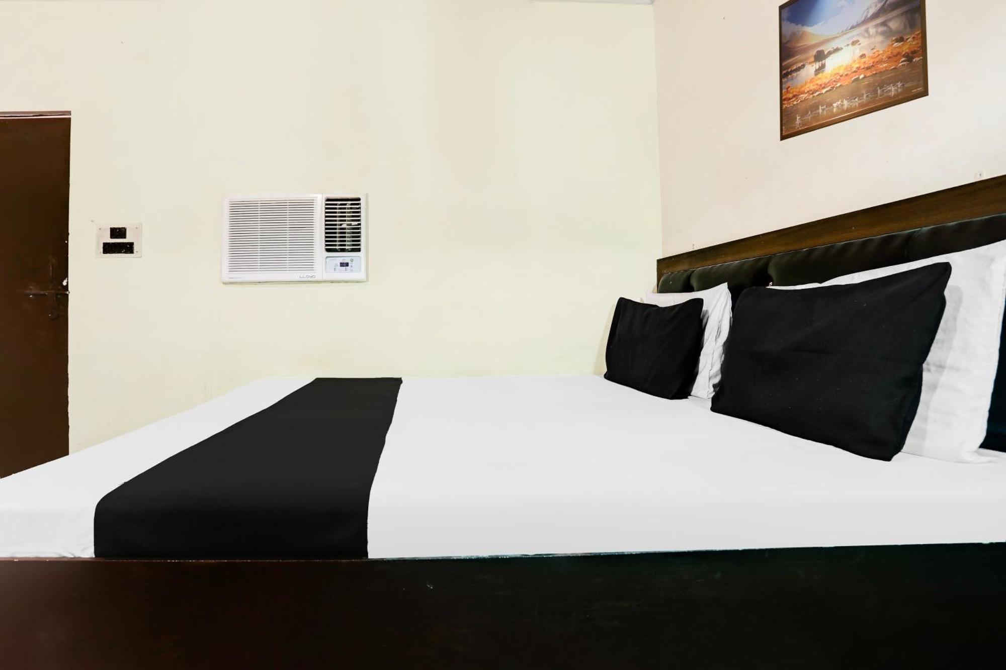 Hotel O Royal Classic Alīgarh 外观 照片