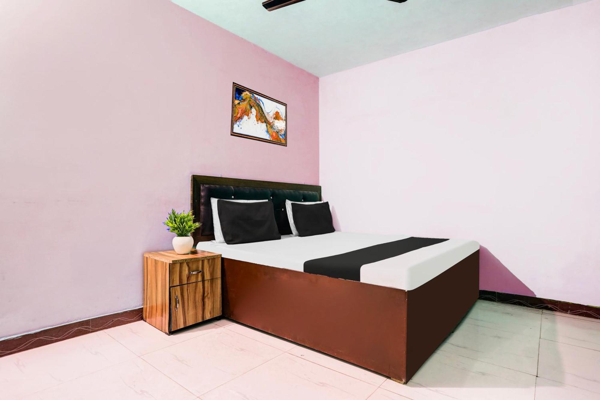 Hotel O Royal Classic Alīgarh 外观 照片
